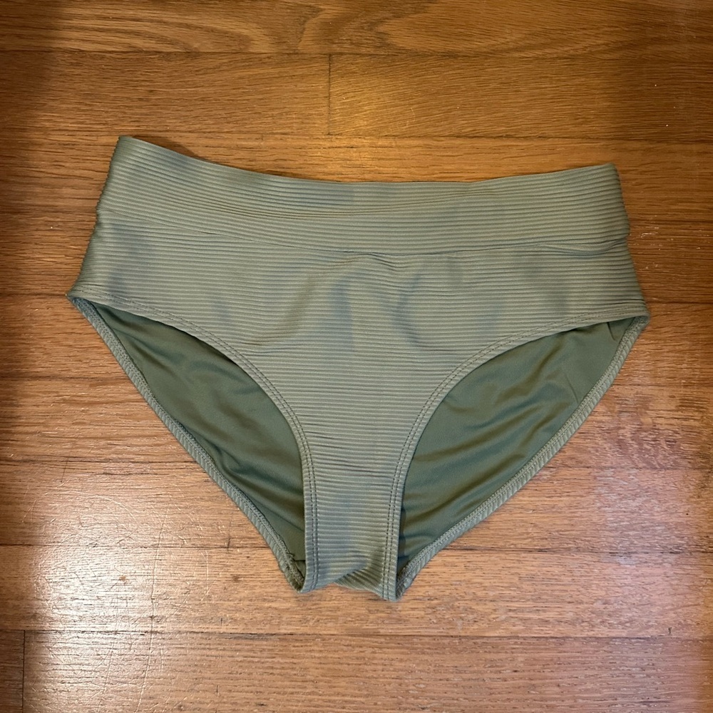 Nani Swimwear Green Bikini Bottom Size Medium